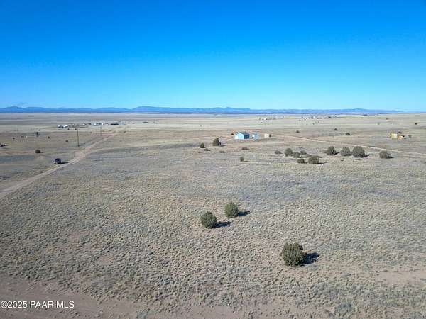 10.5 Acres of Land for Sale in Paulden, Arizona