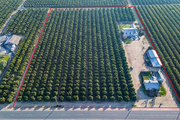 6.99 Acres of Residential Land with Home for Sale in Visalia, California