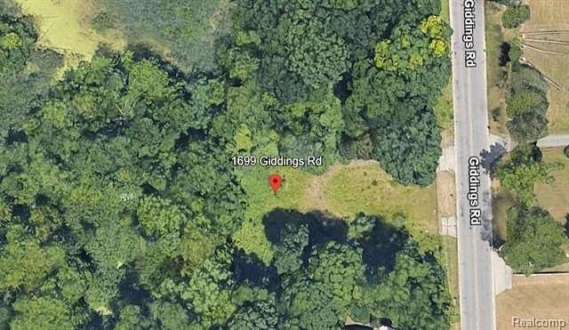 5.55 Acres of Residential Land for Sale in Pontiac, Michigan