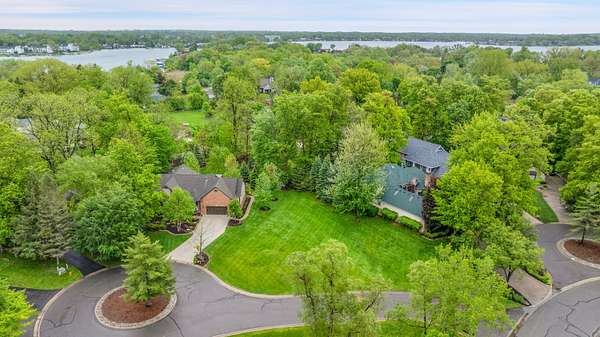 0.34 Acres of Residential Land for Sale in Waterford, Michigan