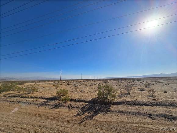 10.09 Acres of Land for Sale in Golden Valley, Arizona