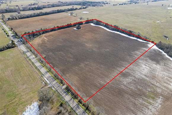 12.744 Acres of Land for Sale in Bonham, Texas