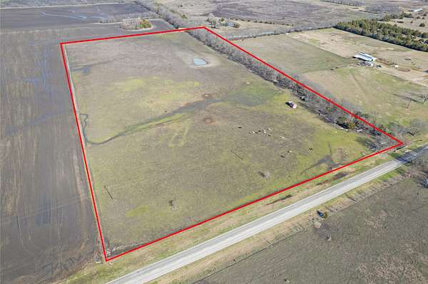 20.6 Acres of Agricultural & Residential Land for Sale in Trenton, Texas