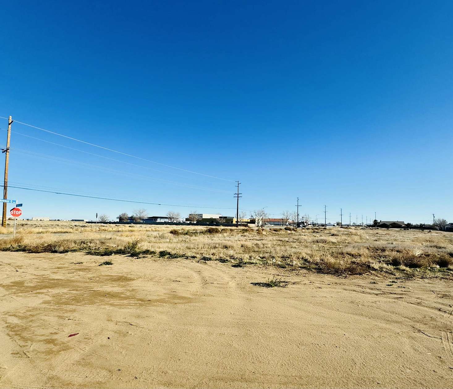 0.98 Acres of Land for Sale in Palmdale, California