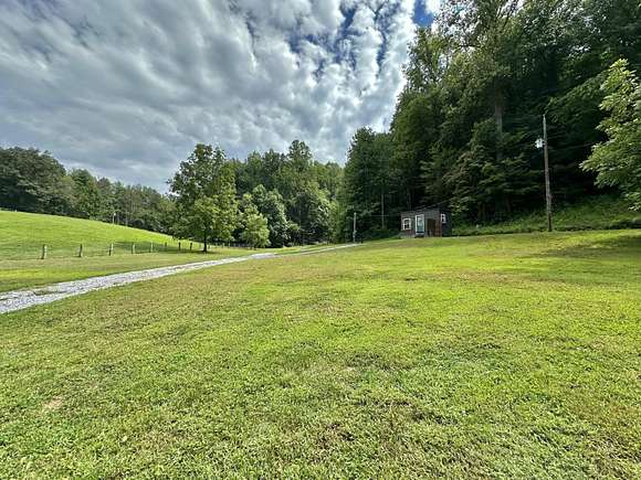 15.62 Acres of Land for Sale in Sevierville, Tennessee