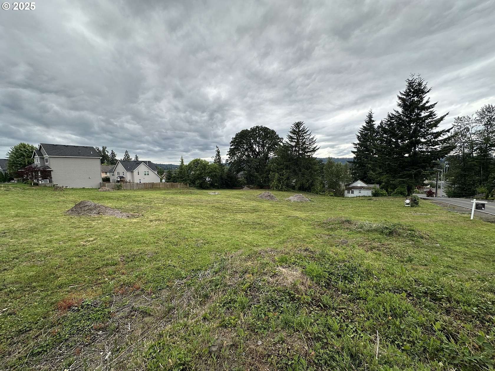 0.92 Acres of Residential Land for Sale in Oregon City, Oregon