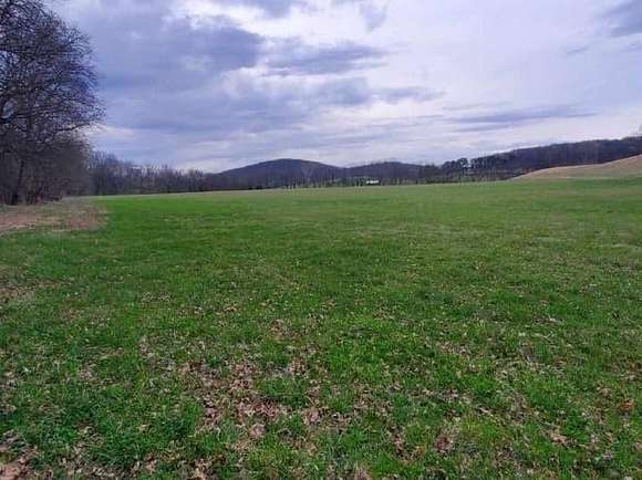 8.87 Acres of Land for Sale in Gordonsville, Tennessee