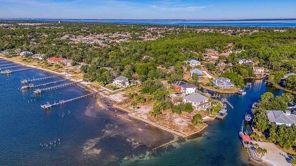 0.57 Acres of Residential Land for Sale in Gulf Breeze, Florida