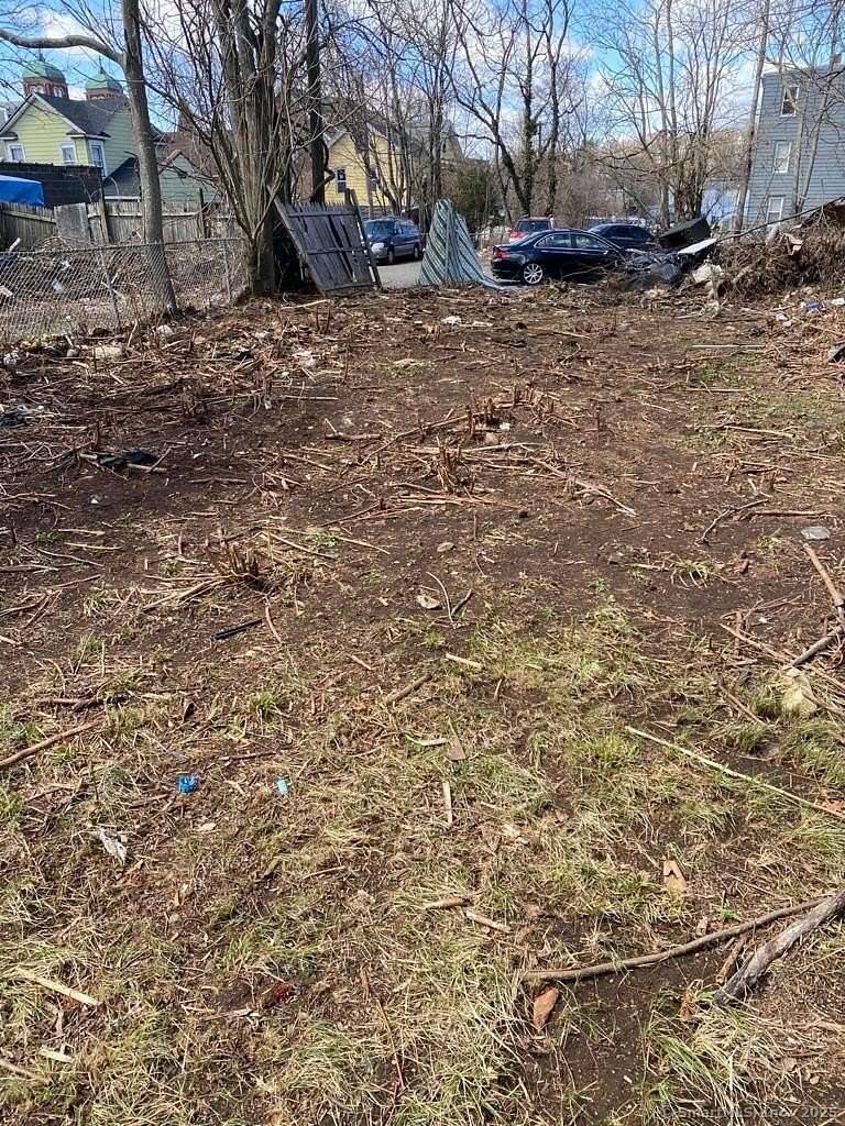 0.08 Acres of Residential Land for Sale in Waterbury, Connecticut