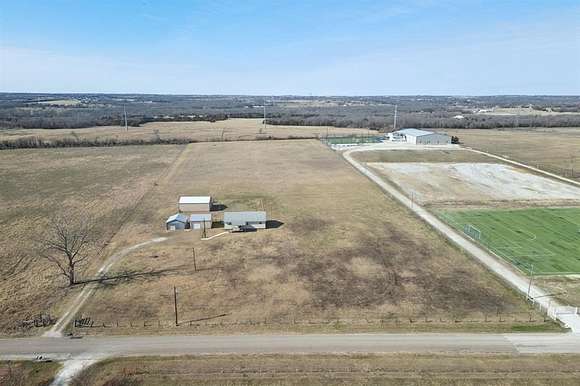 9.123 Acres of Residential Land with Home for Sale in Celina, Texas