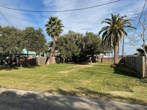 0.13 Acres of Residential Land for Sale in Rockport, Texas