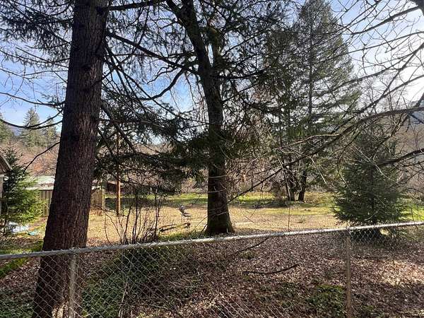1.16 Acres of Residential Land for Sale in Happy Camp, California
