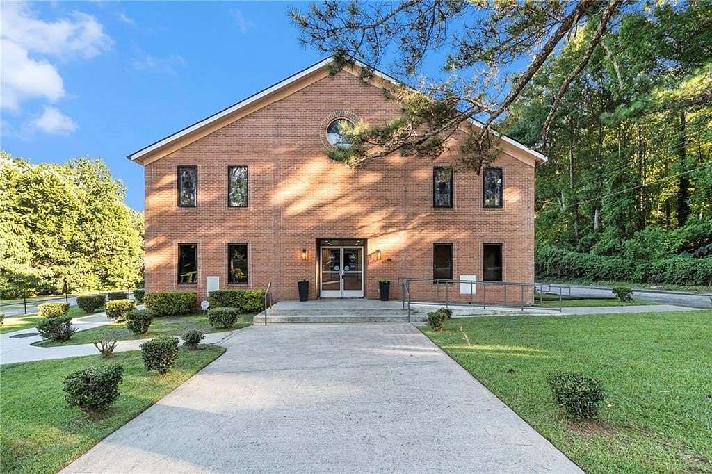 5 Acres of Mixed-Use Land for Lease in Atlanta, Georgia