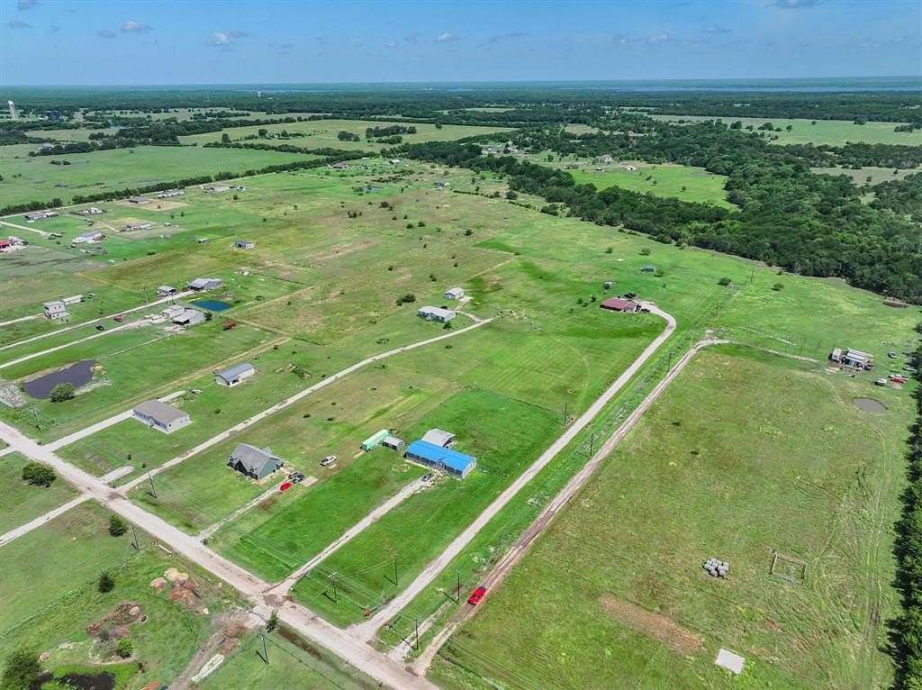 6.6 Acres of Residential Land for Sale in Wills Point, Texas