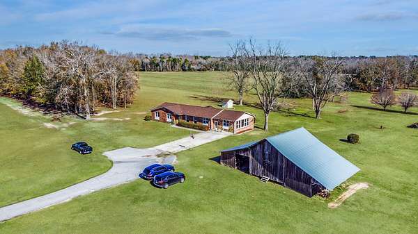 23 Acres of Land with Home for Sale in Orangeburg, South Carolina