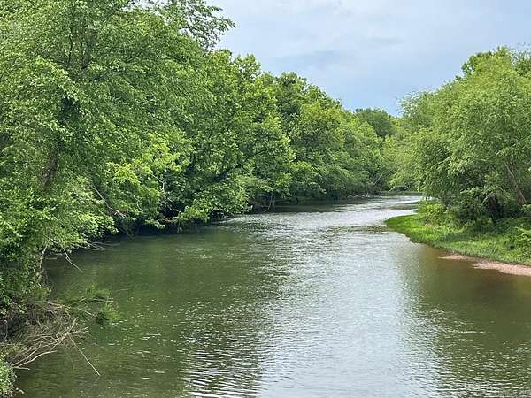 2 Acres of Residential Land for Sale in Arkadelphia, Arkansas