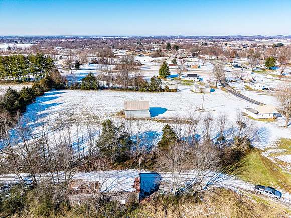 18 Acres of Land for Auction in Campbellsville, Kentucky