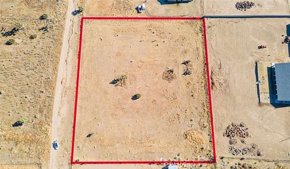 2.321 Acres of Residential Land for Sale in Phelan, California