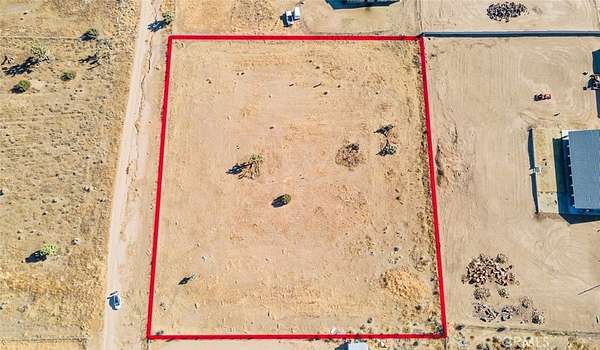 2.32 Acres of Residential Land for Sale in Phelan, California