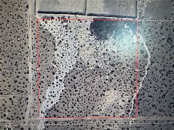 10.17 Acres of Land for Sale in Phelan, California