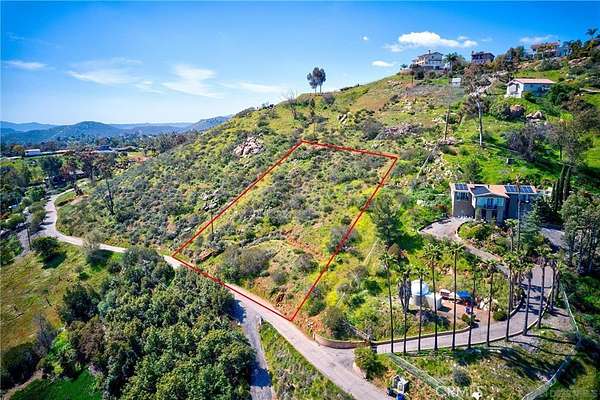 1 Acre of Residential Land for Sale in Lakeside, California