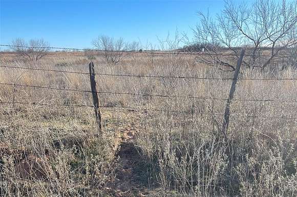 320 Acres of Recreational Land & Farm for Sale in Paducah, Texas