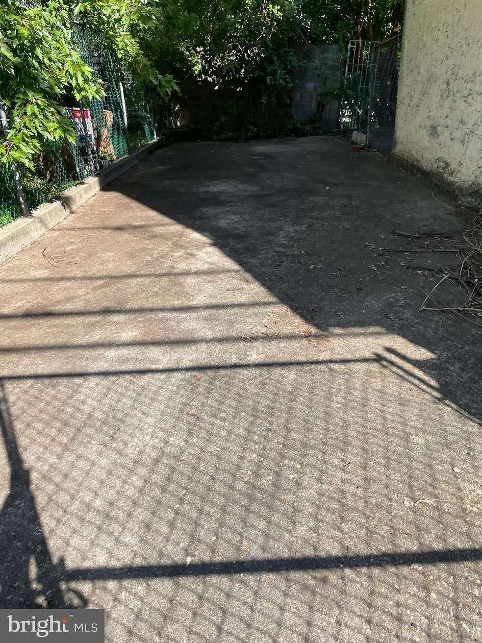 0.01 Acres of Residential Land for Sale in Philadelphia, Pennsylvania