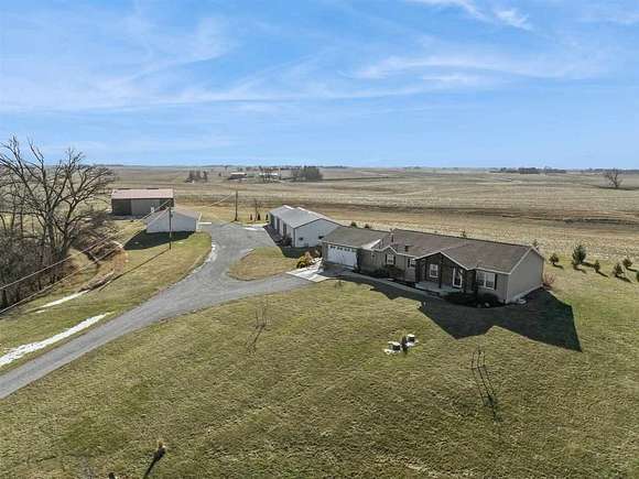 4.36 Acres of Residential Land with Home for Sale in Gower Township, Iowa