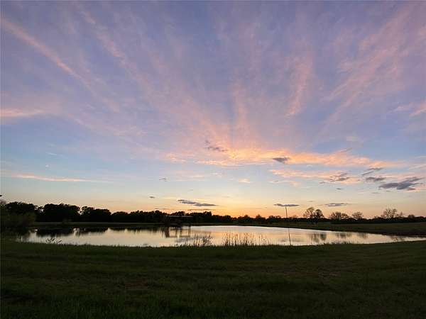 7.5 Acres of Land for Sale in Lone Oak, Texas