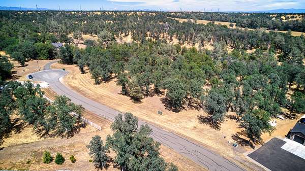 5 Acres of Residential Land for Sale in Cottonwood, California