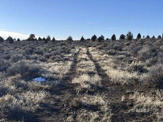 2.5 Acres of Residential Land for Sale in Christmas Valley, Oregon