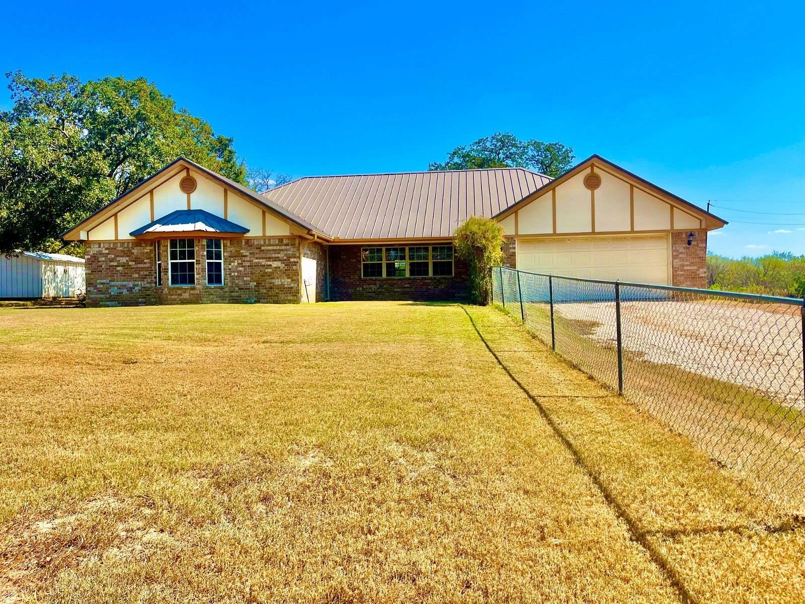 10 Acres of Land with Home for Sale in Hamilton, Texas