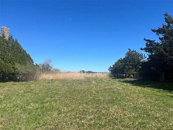 0.5 Acres of Residential Land for Sale in East Moriches, New York