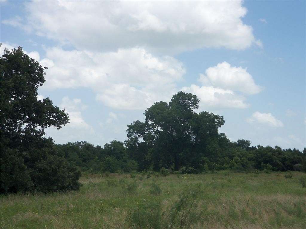 12 Acres of Land for Sale in Hubbard, Texas