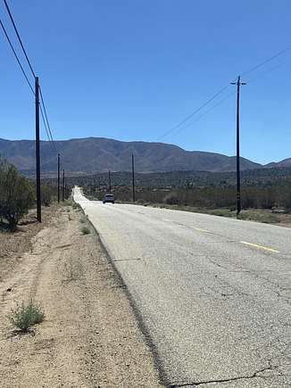 5.067 Acres of Residential Land for Sale in Pearblossom, California