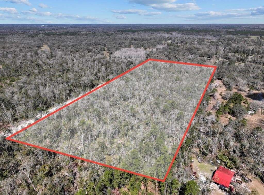 20 Acres of Recreational Land for Sale in Old Town, Florida