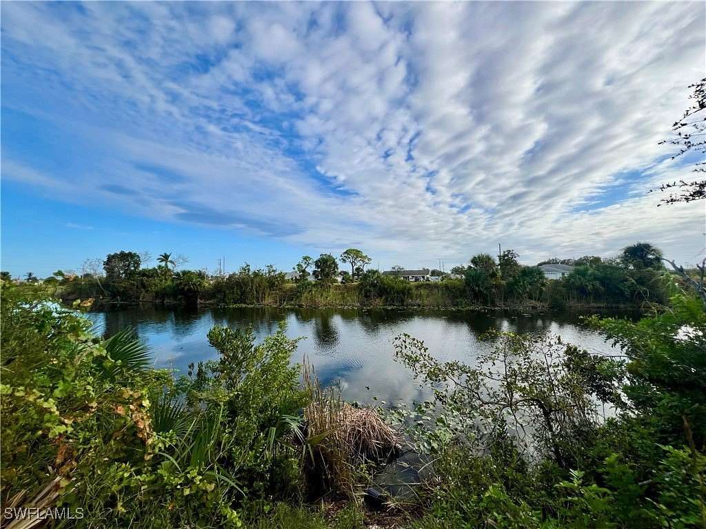 0.25 Acres of Land for Sale in Cape Coral, Florida