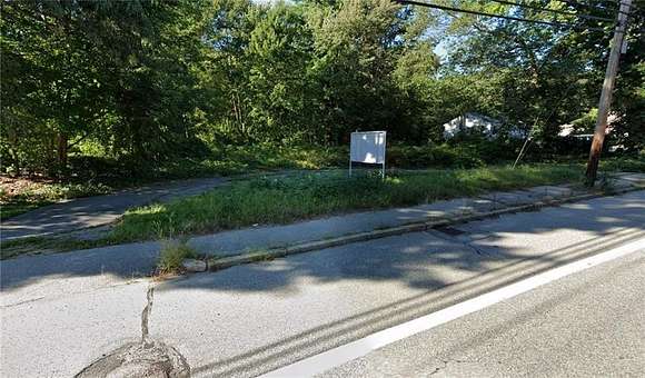 0.62 Acres of Residential Land for Sale in North Smithfield, Rhode Island