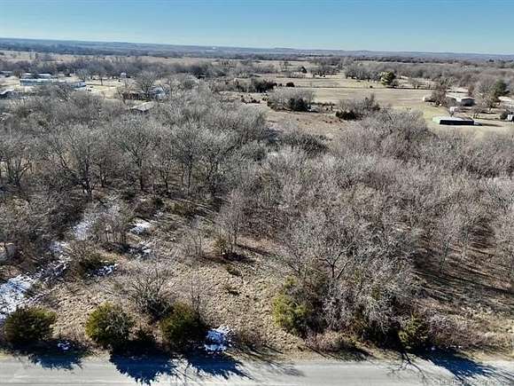 5 Acres of Residential Land for Sale in Chouteau, Oklahoma