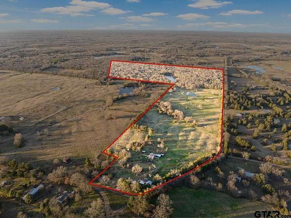 83.5 Acres of Land with Home for Sale in Mount Pleasant, Texas