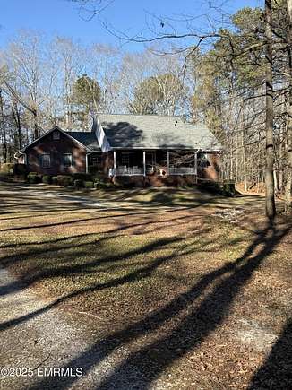 2 Acres of Residential Land with Home for Sale in Meridian, Mississippi