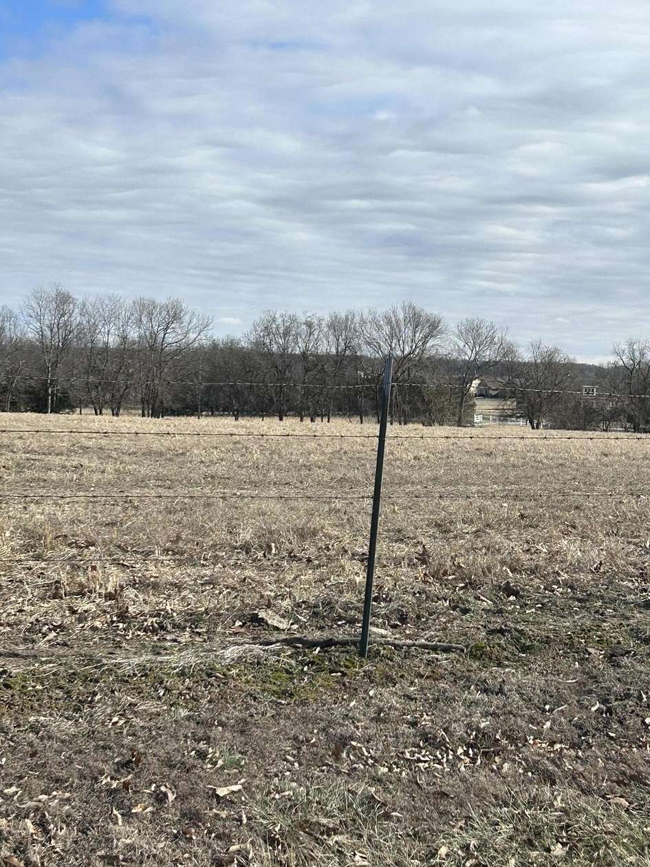 5 Acres of Residential Land for Sale in Springfield, Missouri