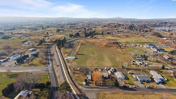 0.31 Acres of Residential Land for Sale in Kennewick, Washington