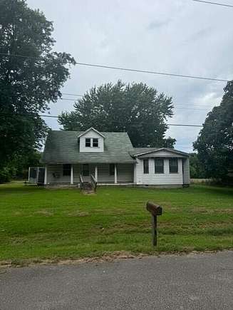 10 Acres of Land with Home for Sale in Springfield, Missouri