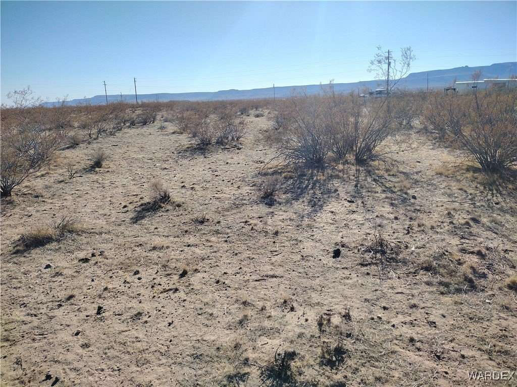 1.26 Acres of Land for Sale in Golden Valley, Arizona