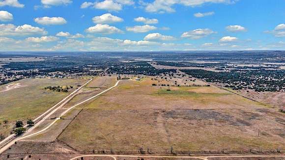 162.248 Acres of Land with Home for Sale in Gatesville, Texas