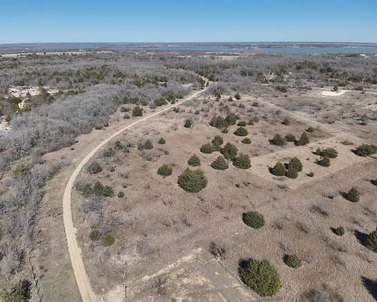 0.713 Acres of Residential Land for Sale in Corsicana, Texas