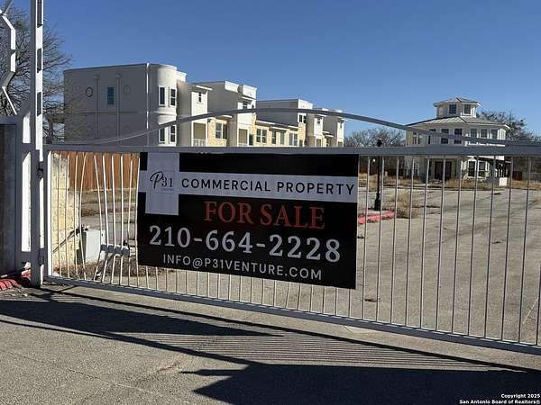 3.13 Acres of Improved Land for Sale in Selma, Texas