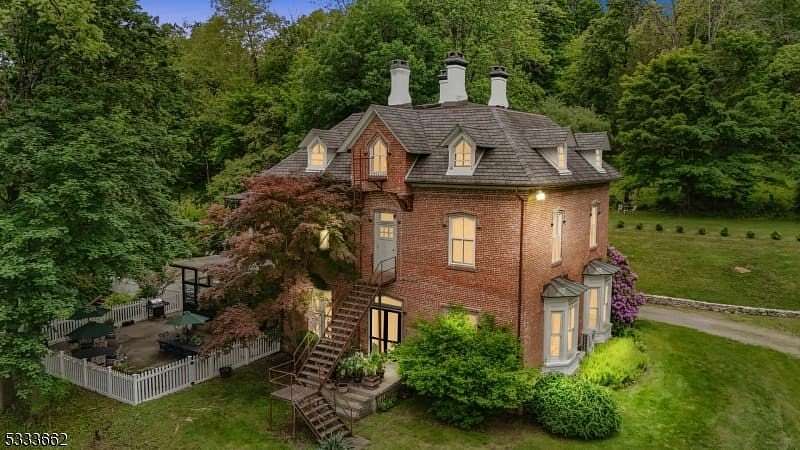 5.68 Acres of Residential Land with Home for Sale in Oxford Township, New Jersey