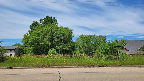 0.84 Acres of Residential Land for Sale in New London, Wisconsin